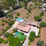 Villa Tonia